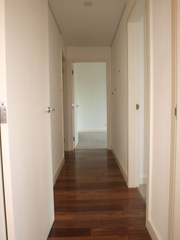 Hallway (2017-05-12)