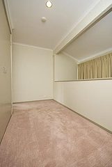 Gallery (2012-03-15)