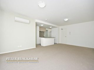 Kitchen/living (2011-09-02)