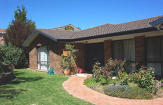 Front view (2002-10-01)