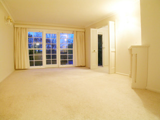 Lounge (2005-05-28)