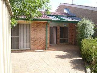 Rear Courtyard (2015-08-10)