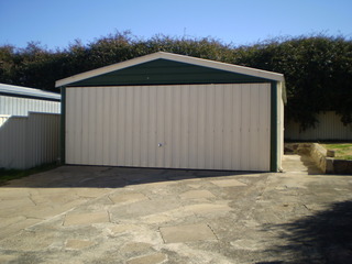 Double Garage (2013-09-20)