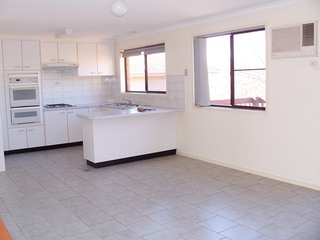 Lounge Room (2013-05-31)