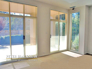 Formal Living (2011-10-21)