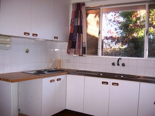 Kitchen (2011-11-10)
