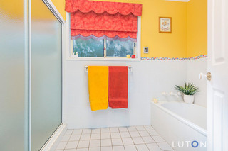 Bathroom (2017-01-11)