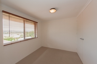 Bedroom 1 (2015-02-09)