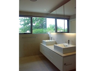Br 1 - Ensuite (2013-02-04)