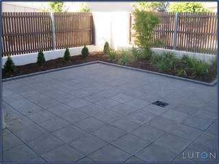 Courtyard (2012-01-09)