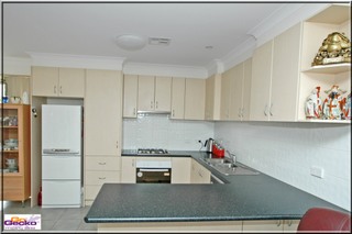 Kitchen (2011-03-22)