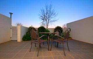 Courtyard (2010-07-26)