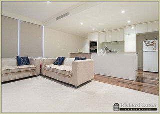 Lounge (2010-03-15)