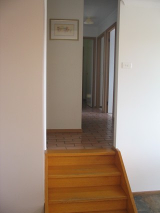 Hallway (2004-04-20)