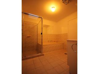 Bathroom (2017-01-05)