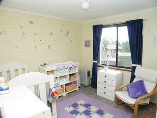 Bed 2 (2005-04-15)