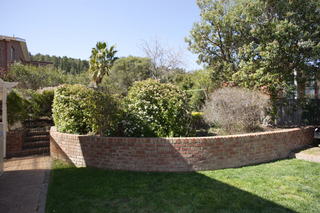 Rear garden (2006-09-19)