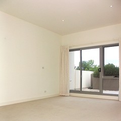 Br 1 - Sliding Door (2013-02-04)