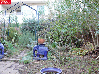 Courtyard (2011-08-03)