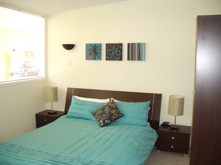 Unit 21 - Bedroom 1 (2014-10-17)