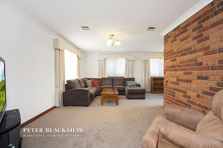 Lounge room (2016-11-02)