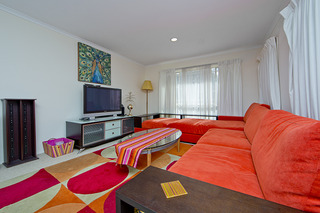 Lounge Room (2013-04-10)