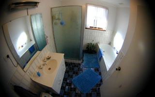 Bathroom (2003-03-20)