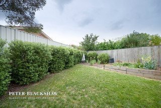 Rear yard (2014-11-12)
