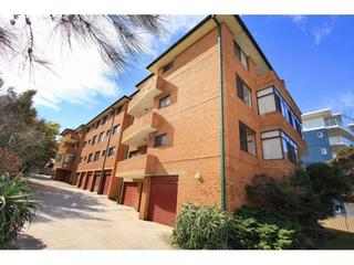 9/60 Campbell Street Wollongong - Front (2017-01-04)