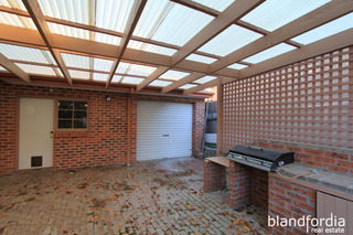 BBQ Area (2012-05-31)