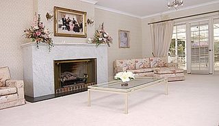 Formal lounge (2005-02-03)