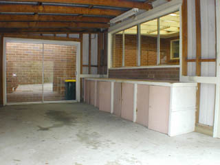 Garage (2001-10-08)