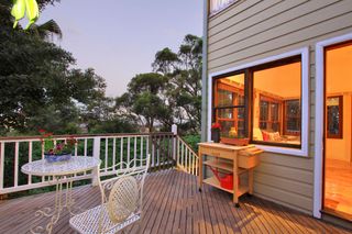 Deck (2011-01-25)