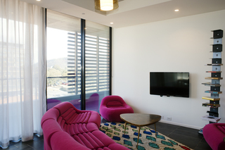 Lounge Room (2015-12-11)