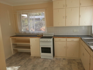 Kitchen (2013-09-11)