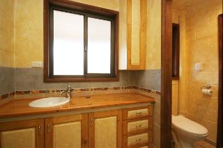 2nd Ensuite (2008-01-07)