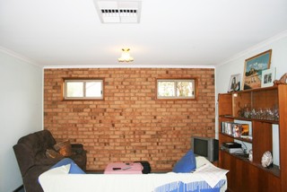 Family Room (2012-05-17)