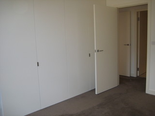 Bedroom 1 (2011-10-12)