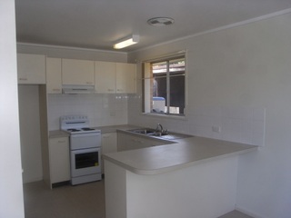 Kitchen (2011-05-09)