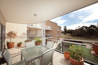Balcony (2010-08-11)