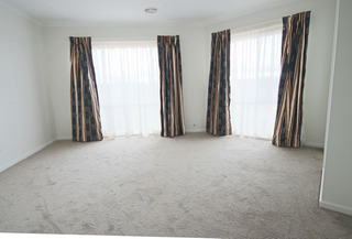 Bedroom 1 (2016-05-12)