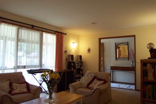 Lounge (2004-09-14)