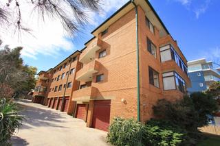 9/60 Campbell Street Wollongong - Front (2015-12-15)