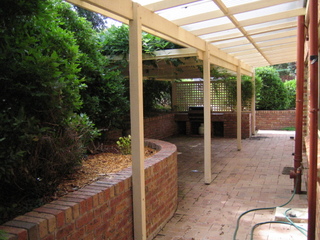 Covered outdoor area (2011-03-06)