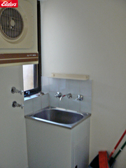 Laundry (2011-08-03)
