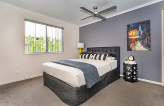 Bedroom 1 (2015-10-26)
