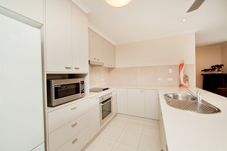 Kitchen (2010-08-11)