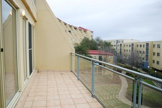Balcony (2006-07-17)