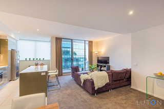 Living Area (2016-04-13)