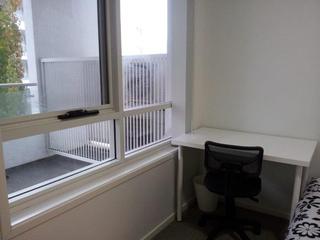Second bedroom - Study desk (2017-05-30)